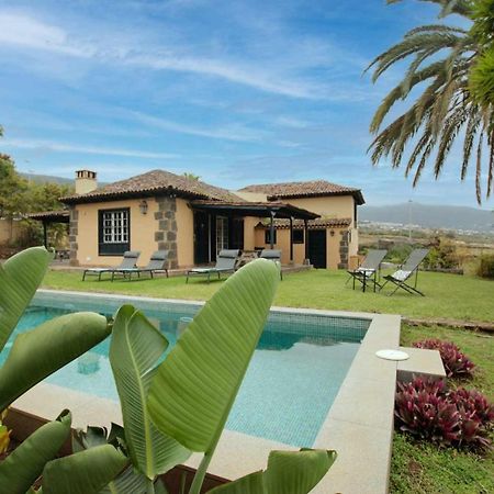 Casa Privada Con Piscinajacuzzi En La Orotavaヴィラ エクステリア 写真